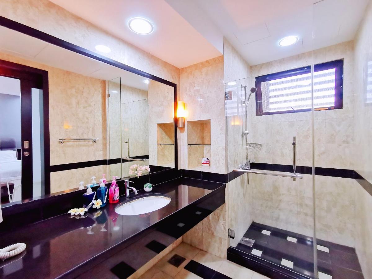 【amazing】pool View 2br @ Pulai Springs Apartment