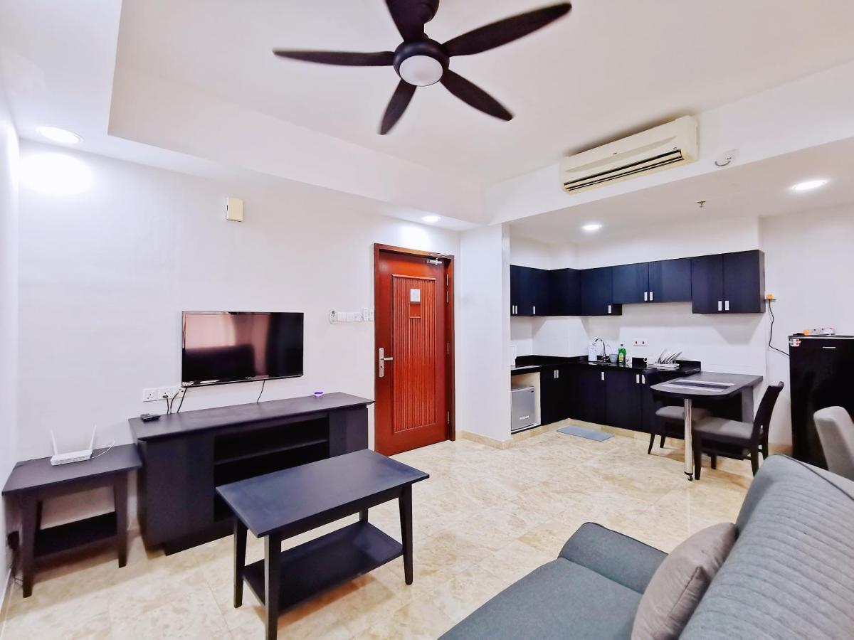 Apartment 【amazing】pool View 2br @ Pulai Springs Skudai